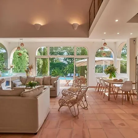 Villa Les Cypres Du Sud 10 Personnes Piscine Golfe De Saint-tropez Gassin